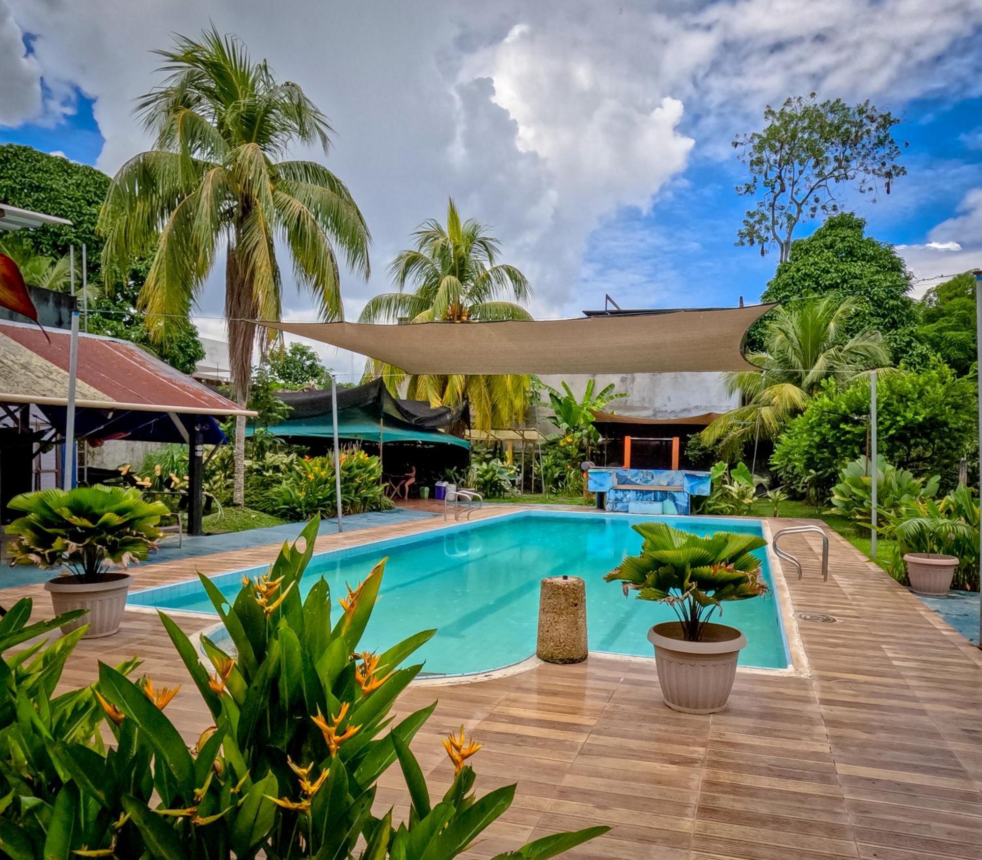 Hostel Casa De Las Palmas Tours Leticia Eksteriør billede